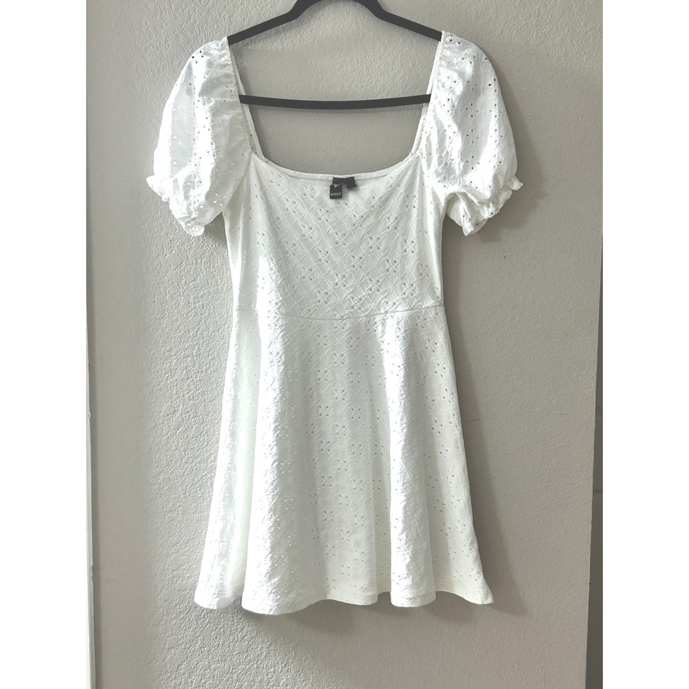 Windsor White Eyelet Mini Dress Square Neck Puff Sleeve Fit and Flare Medium